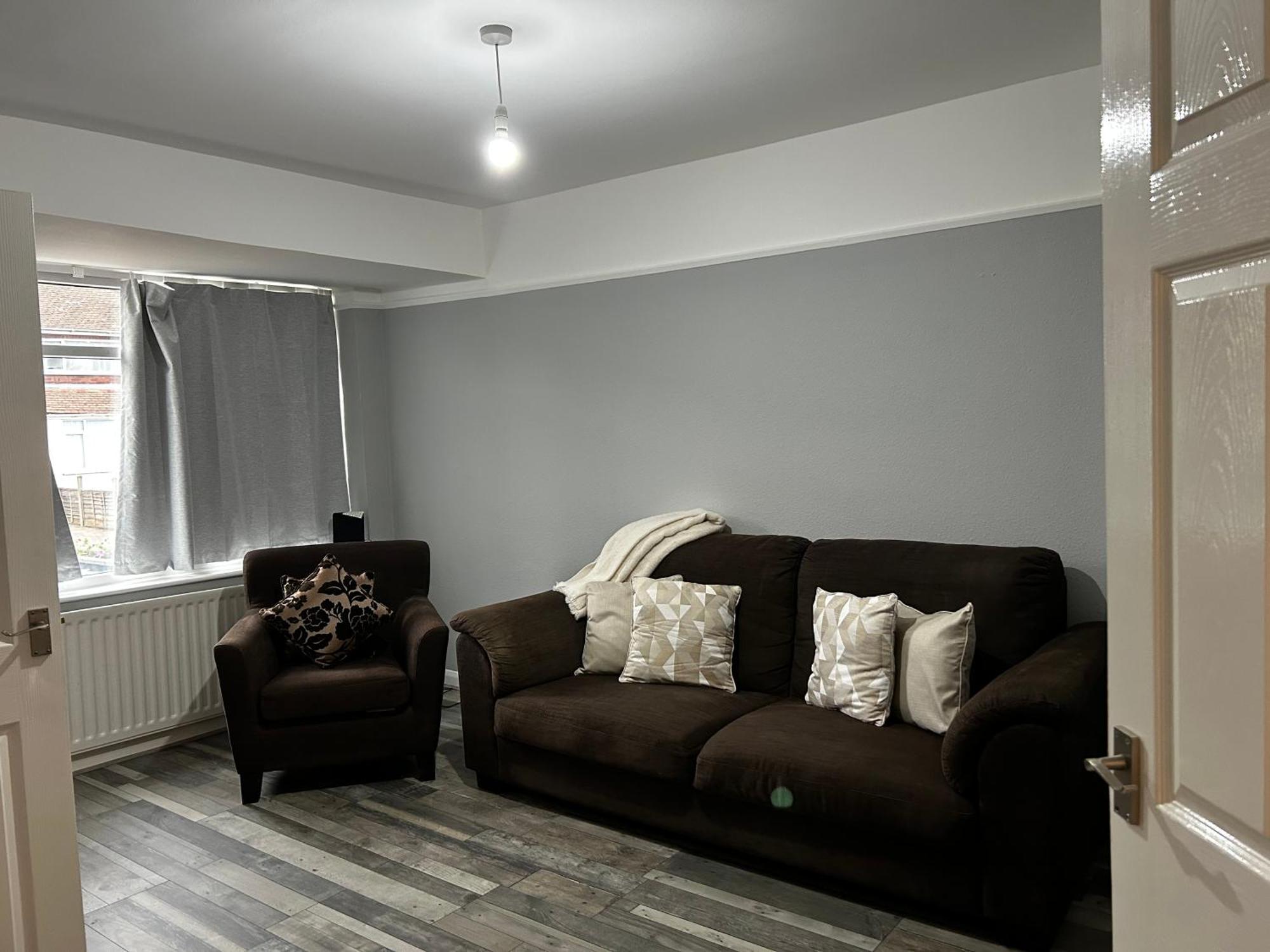 Family Home Near Cribbs Causeway And The Wave, Just 2 Minutes From Airbus And Rolls Royce Bristol Ngoại thất bức ảnh